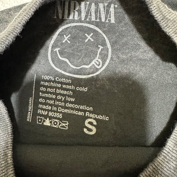 Nirvana Womens Size‎ S Black Wash Pink Happy Face Graphic Print Tee T-Shirt NEW - Picture 5 of 5